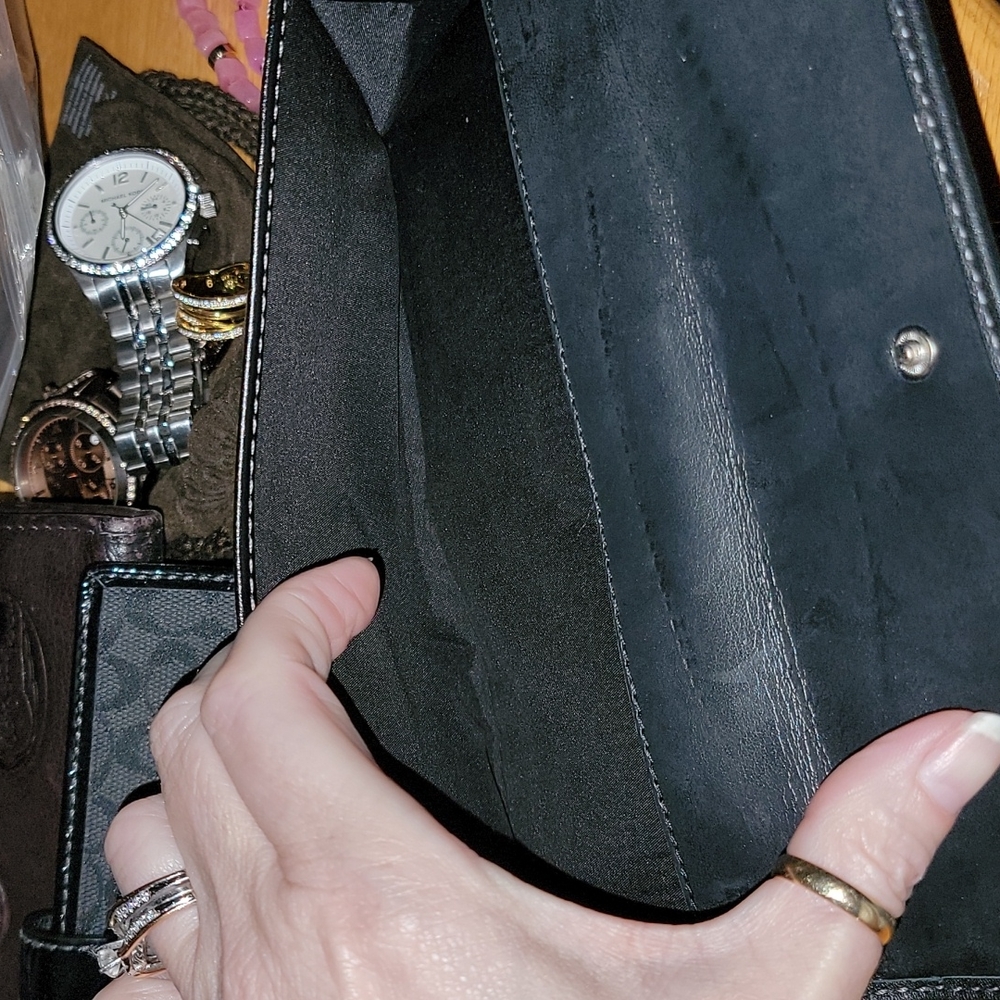 Wallet - Picture 5 of 6